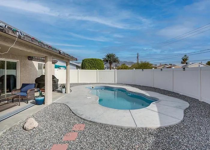 Havasu Retreat *